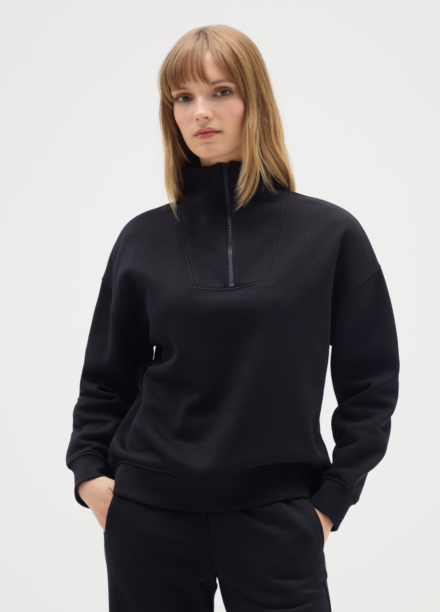 Black cotton blend sweatshirt regular fit