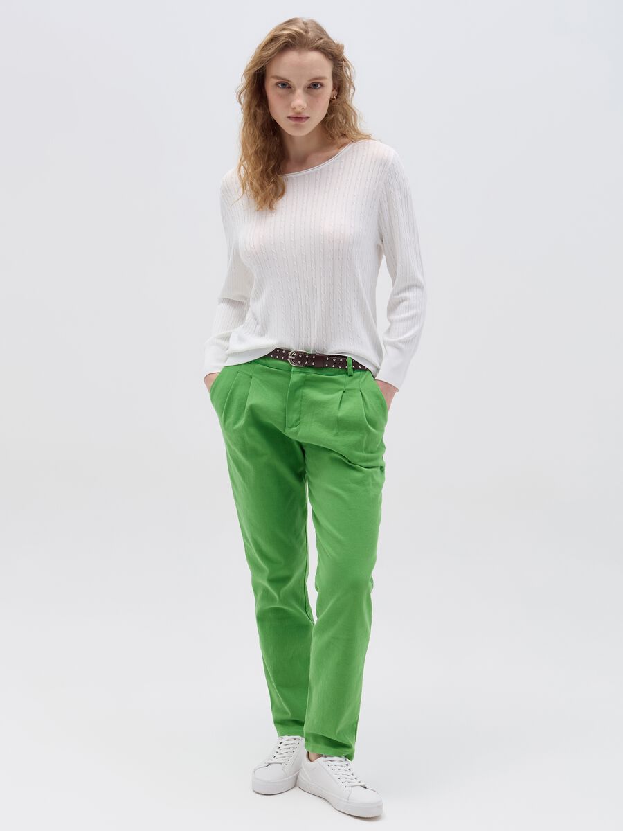 Carrot-fit trousers with belt and darts_0