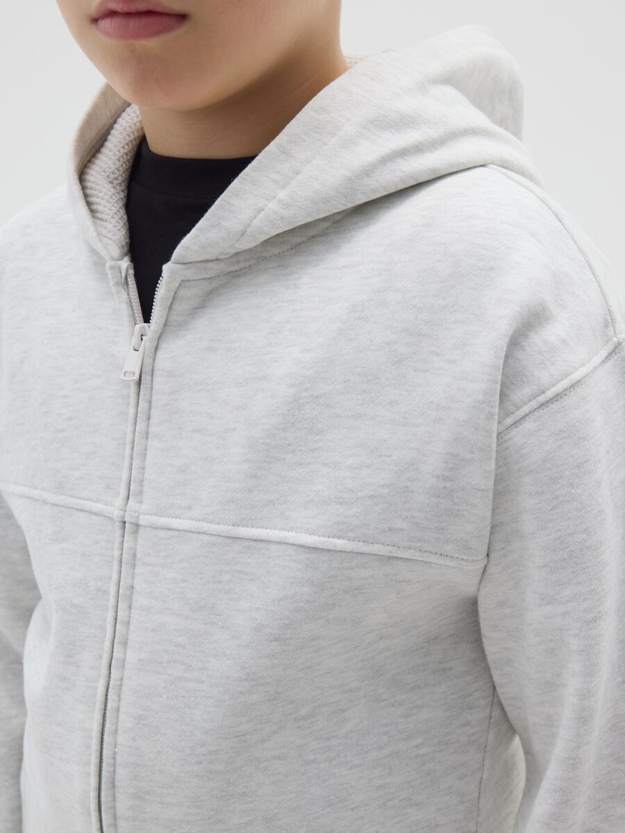 Felpa grigia da ragazzo con cappuccio in puro cotone regular fit_2