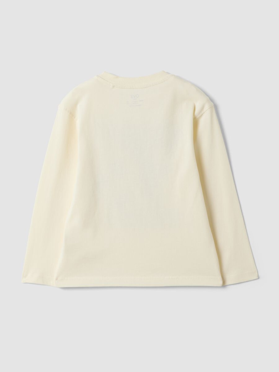 White oversized T-shirt in 100% organic cotton with racing print for boys_1