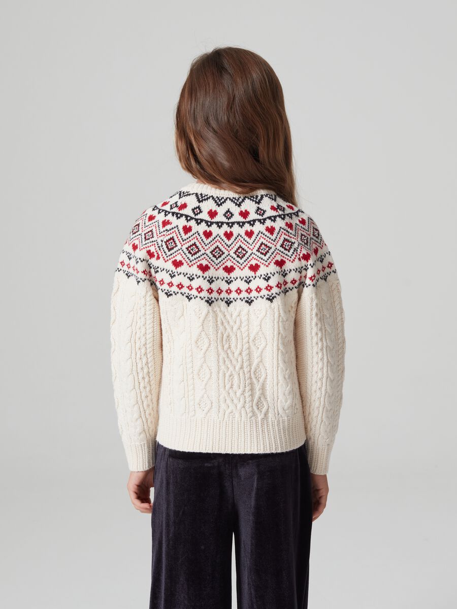 Pullover norvegese con trecce e perline _2