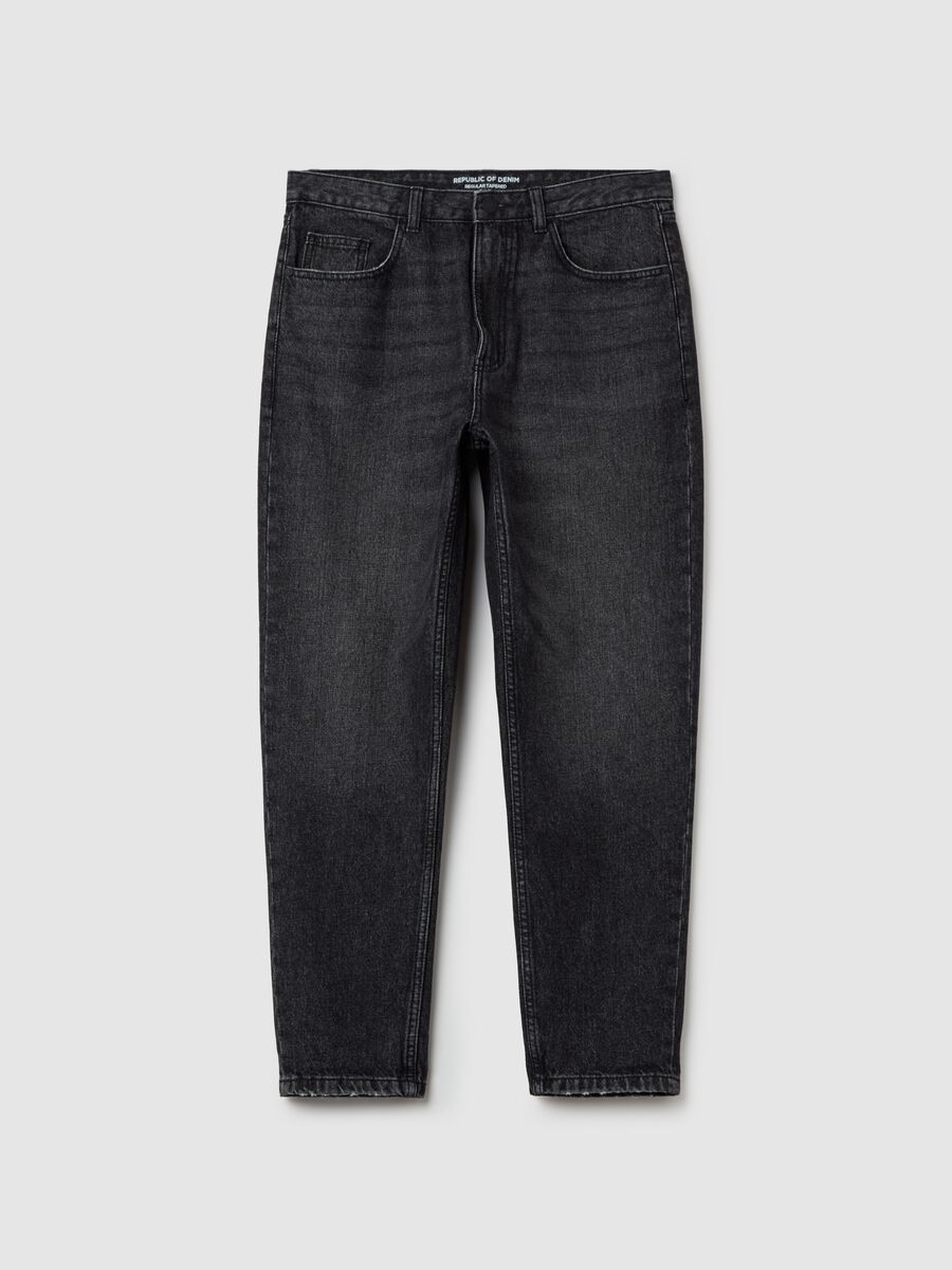 Tapered-fit regular jeans with fading_4