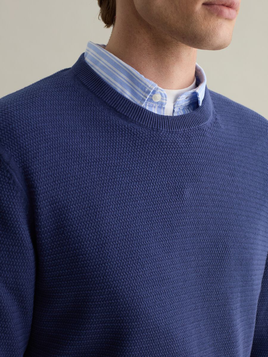 Cotton pullover with wavy trim_3
