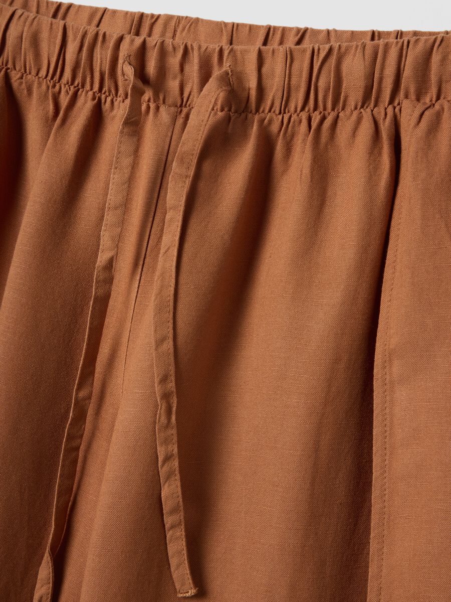 Brown wide-leg linen and viscose-blend trousers_1