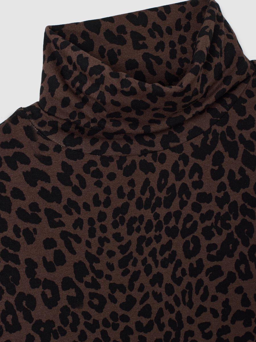 Brown Regular Fit Leopard Turtleneck Sweater_5