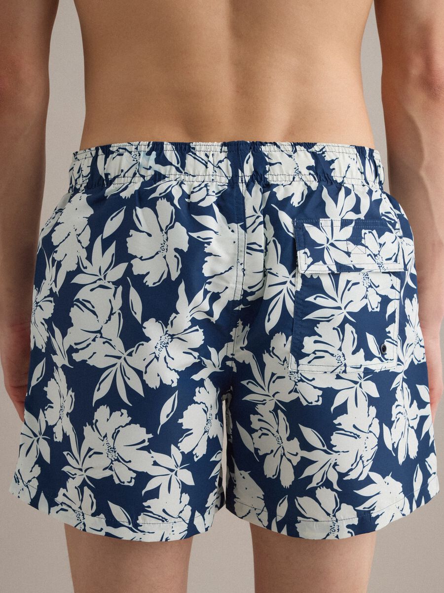 Boxer da mare multicolor con stampa floreale_3