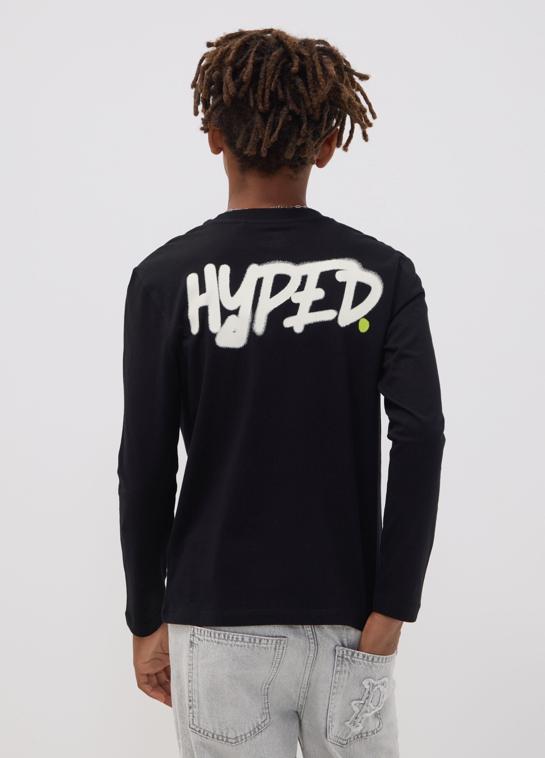 Black organic cotton T-shirt with &ldquo;Hyped&rdquo; print for boys