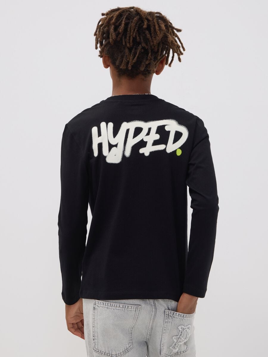 T-shirt nera in puro cotone organico con stampa "Hyped" per ragazzo_2