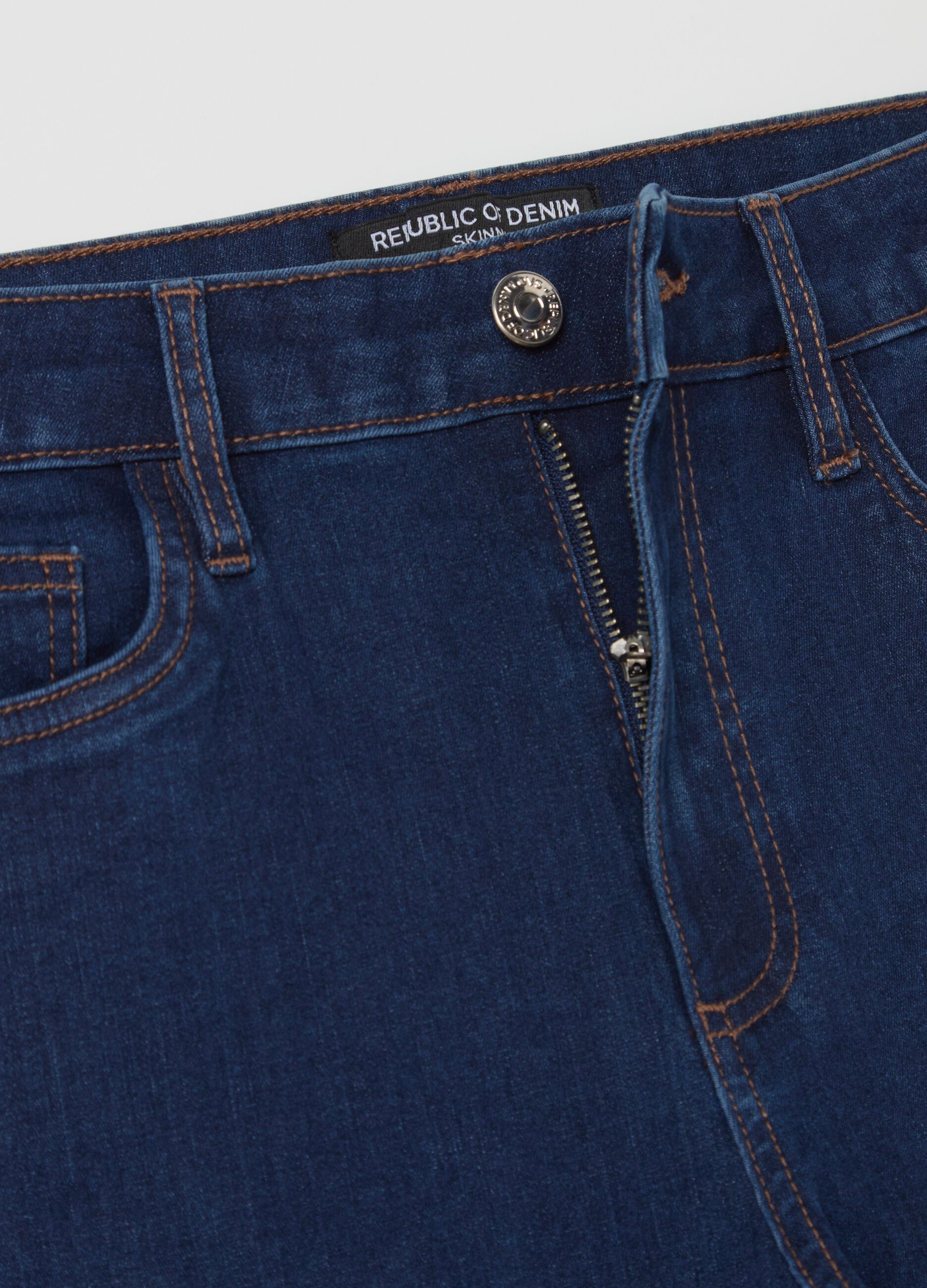 Skinny-fit jeans with five pockets
