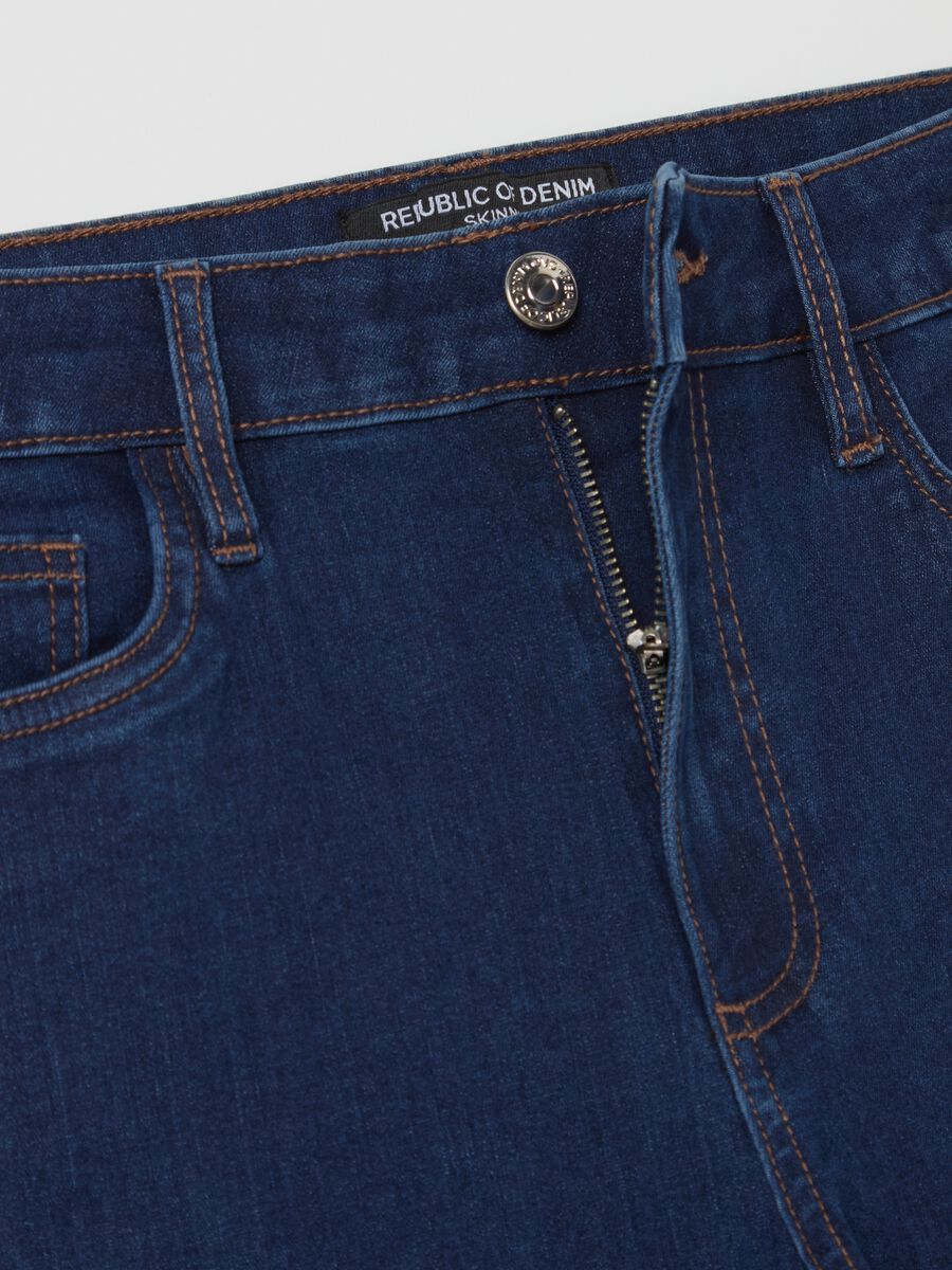 Skinny-fit jeans with five pockets_5