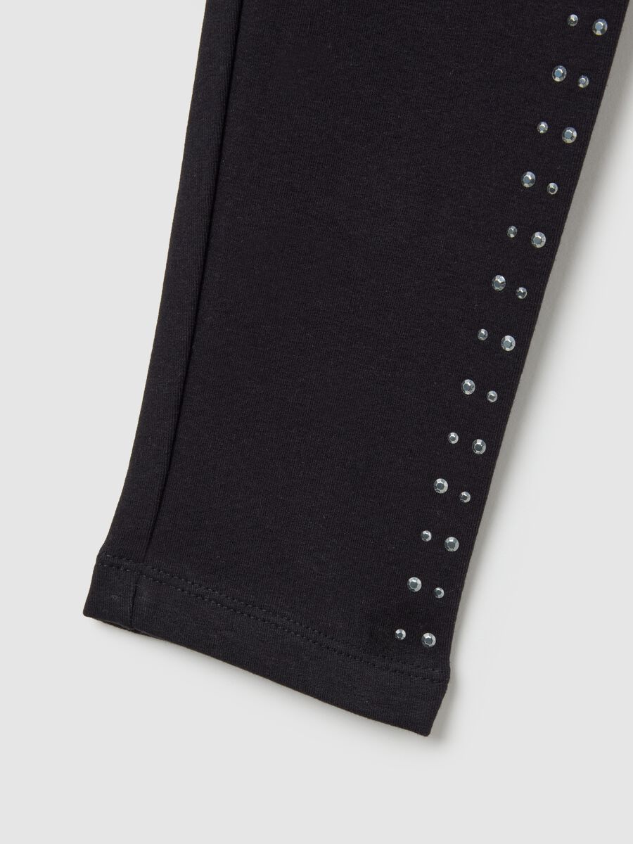 Leggings da bambina in cotone nero elasticizzato_3