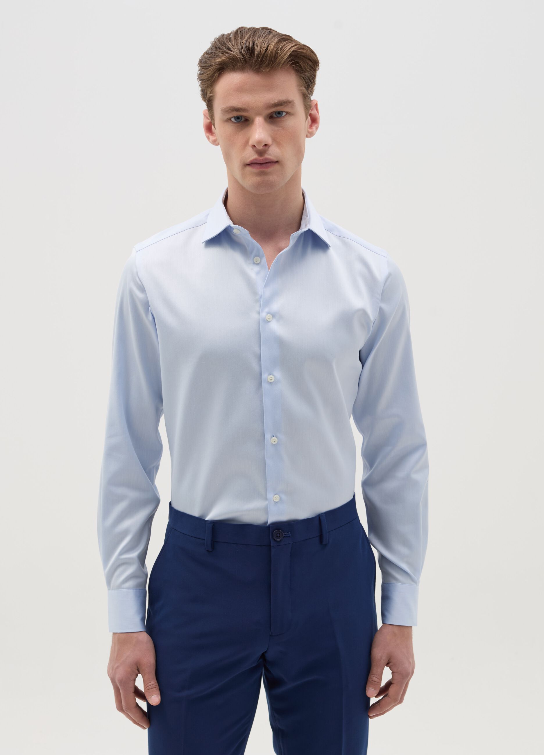 Slim-fit easy-iron shirt