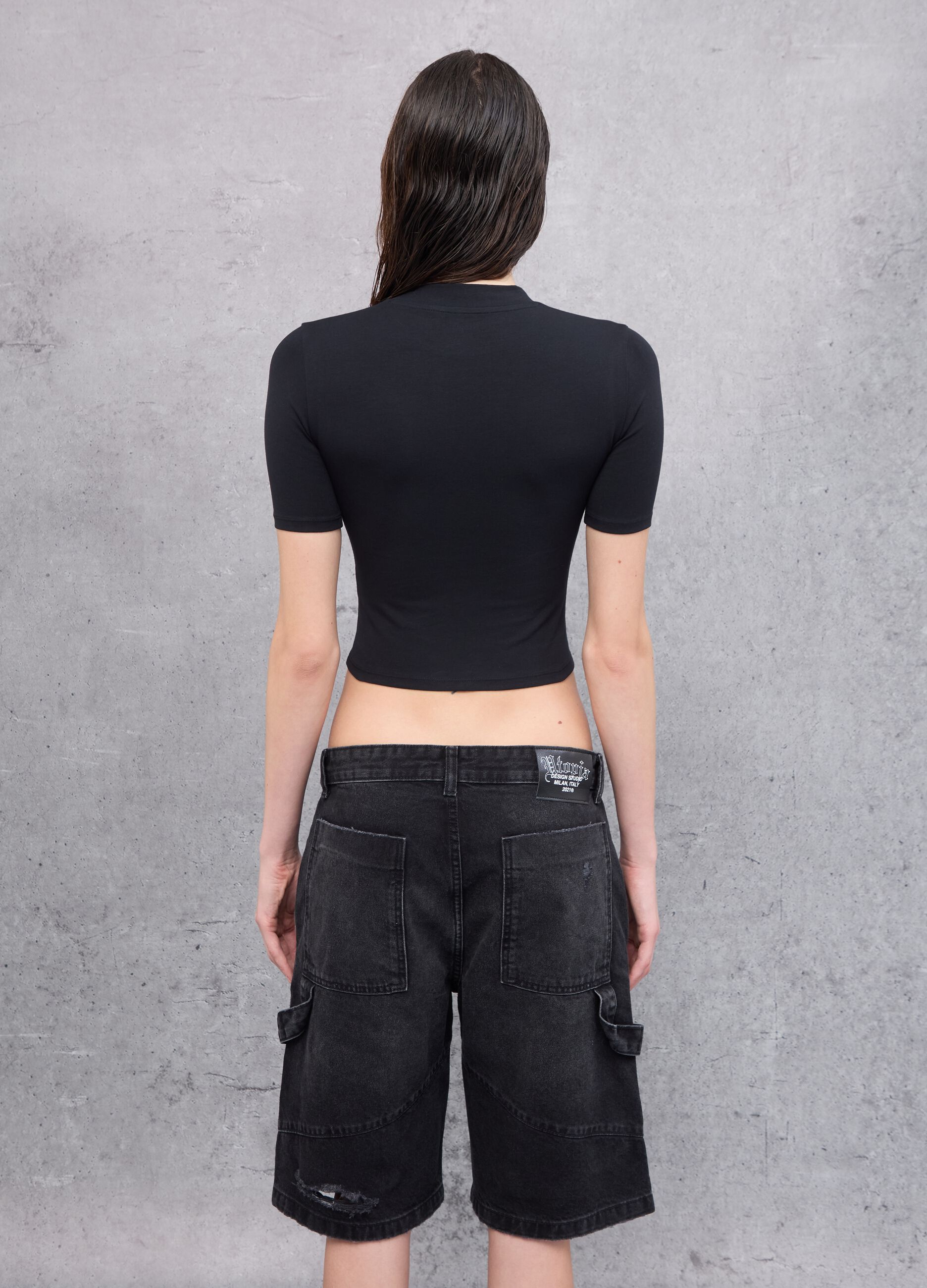 Mockneck Black T-shirt