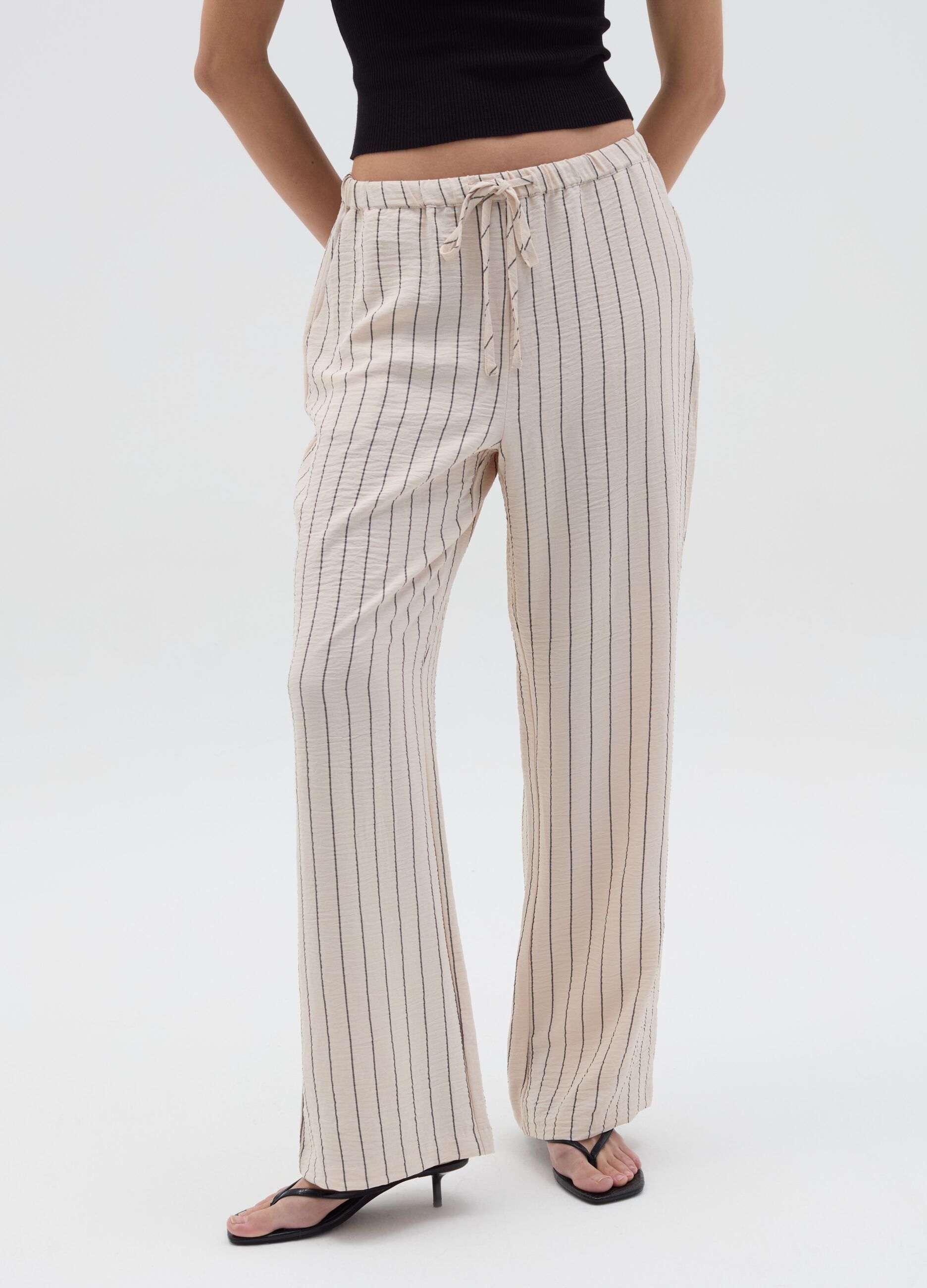 Pantalone fluido effetto crinkle
