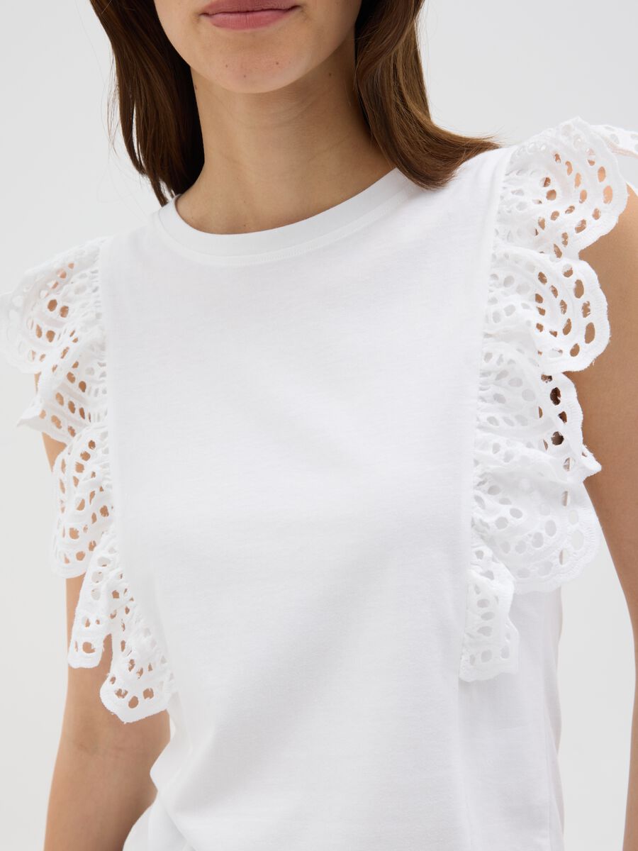Women's white pure cotton regular fit top with lace_2