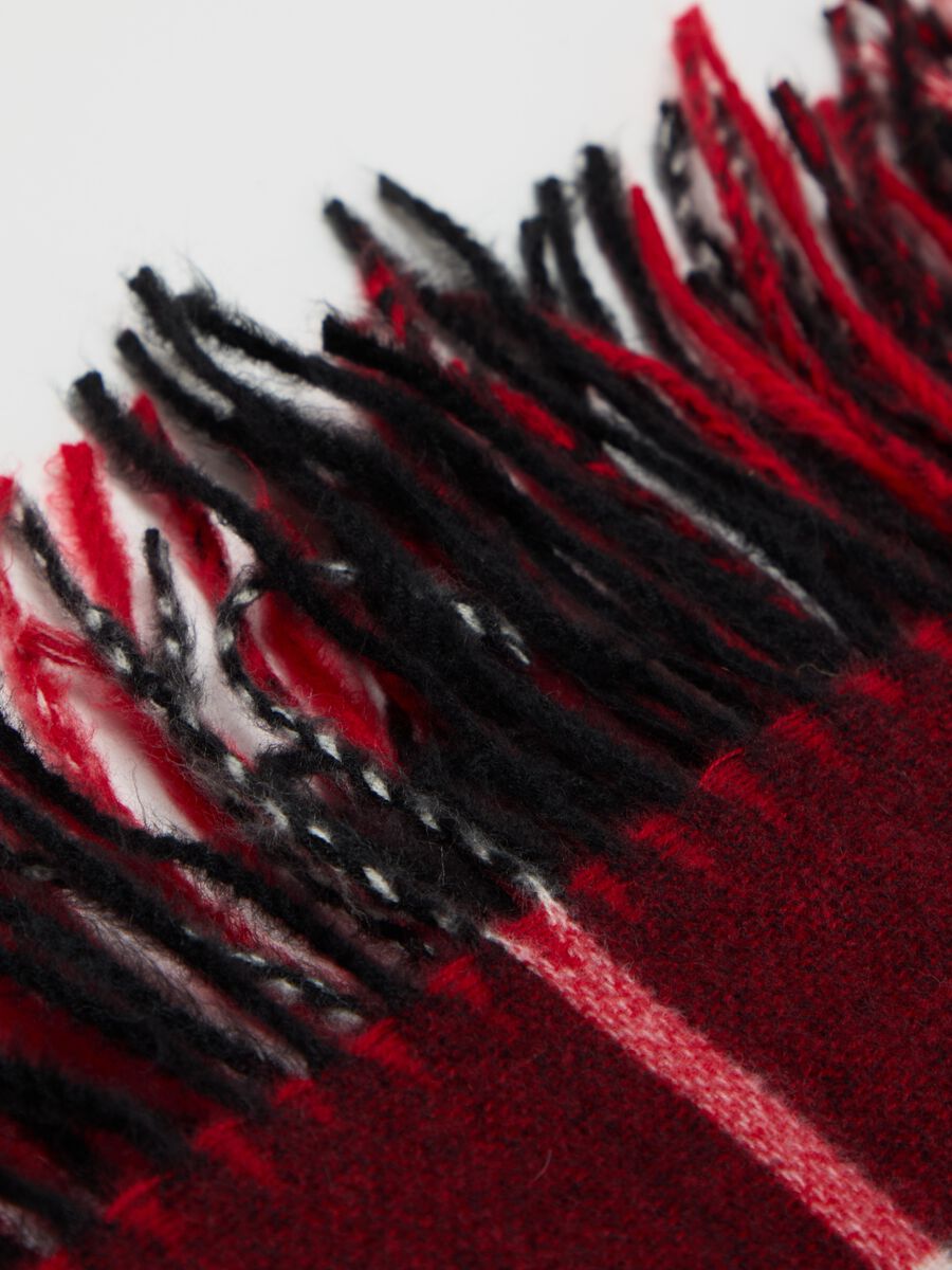 Tartan scarf with fringe_1