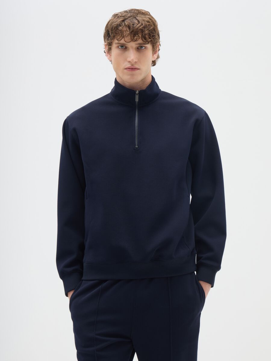 Blue Half-Zip Sweatshirt_0