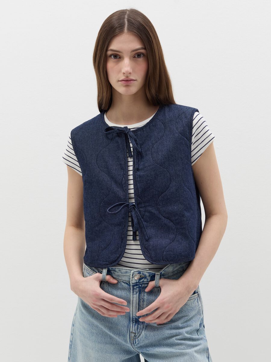 Padded gilet in denim with laces_0