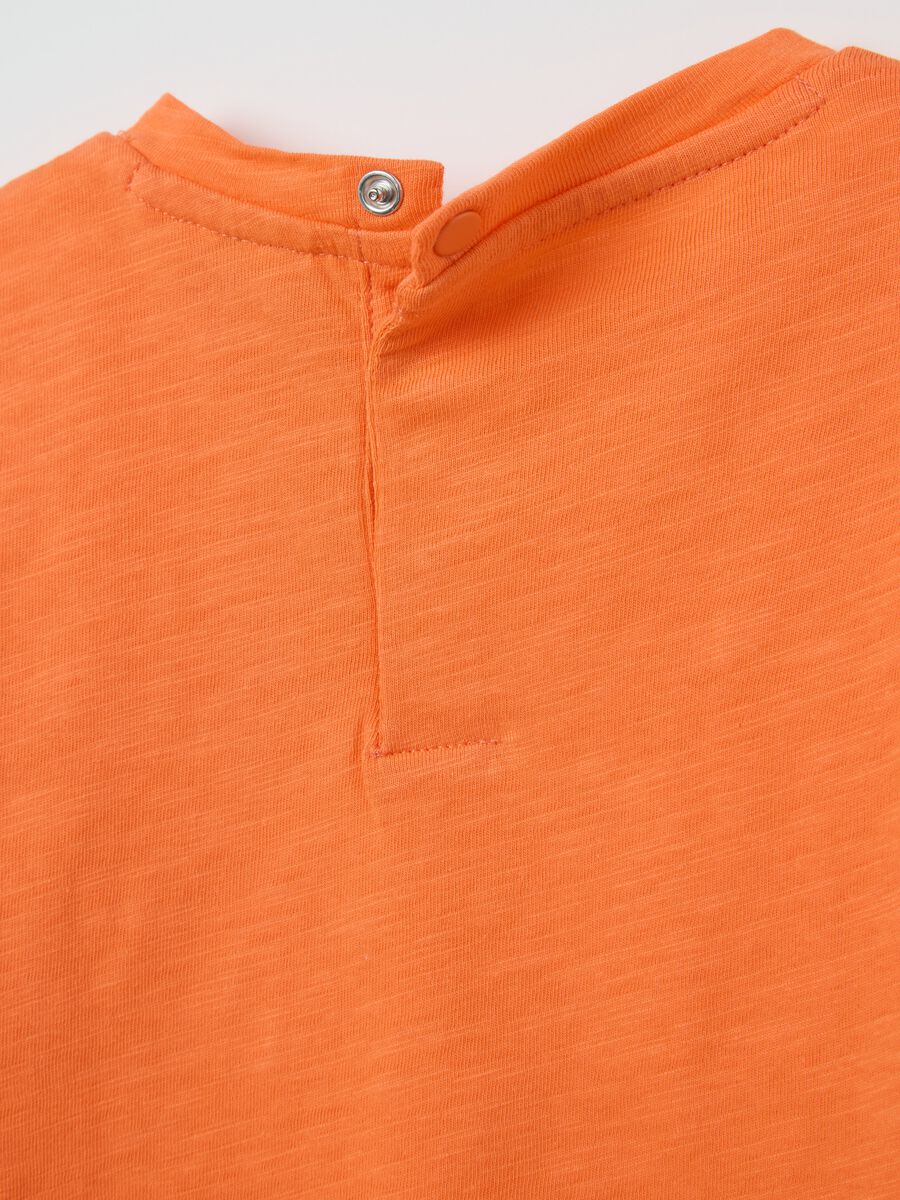 Orange T-shirt in organic cotton with pocket_3
