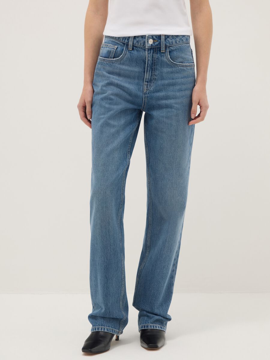 Blue cotton straight fit jeans_1