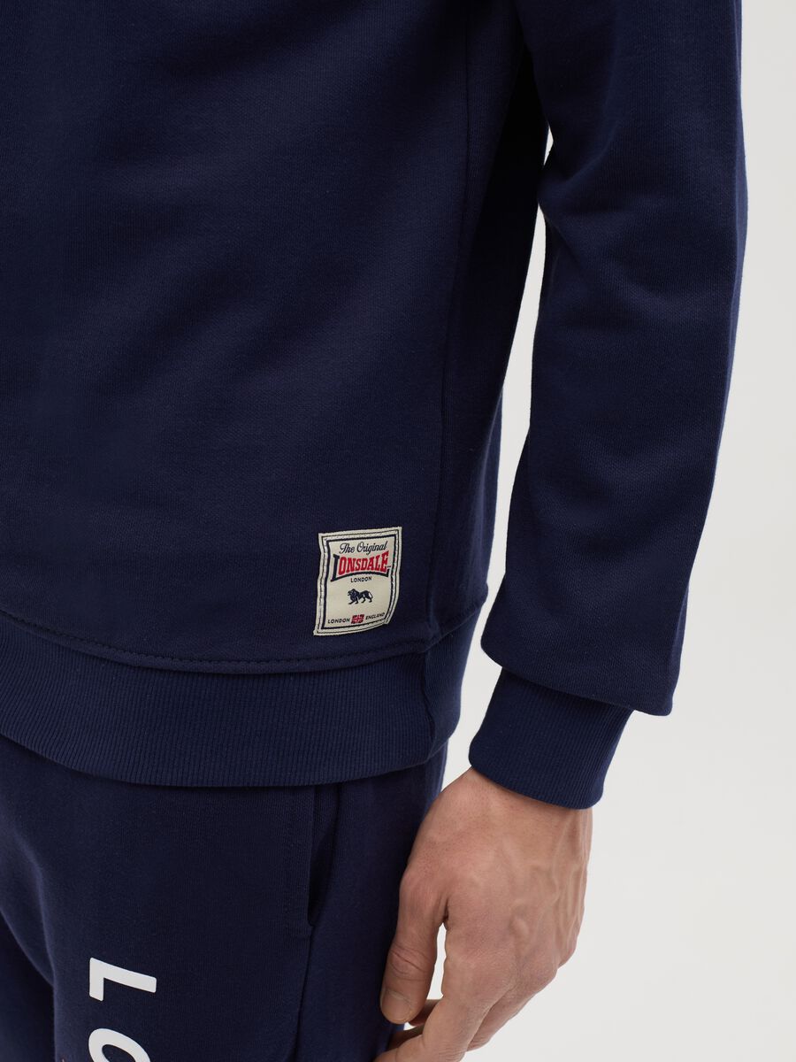 Blue sweatshirt with round neck_2