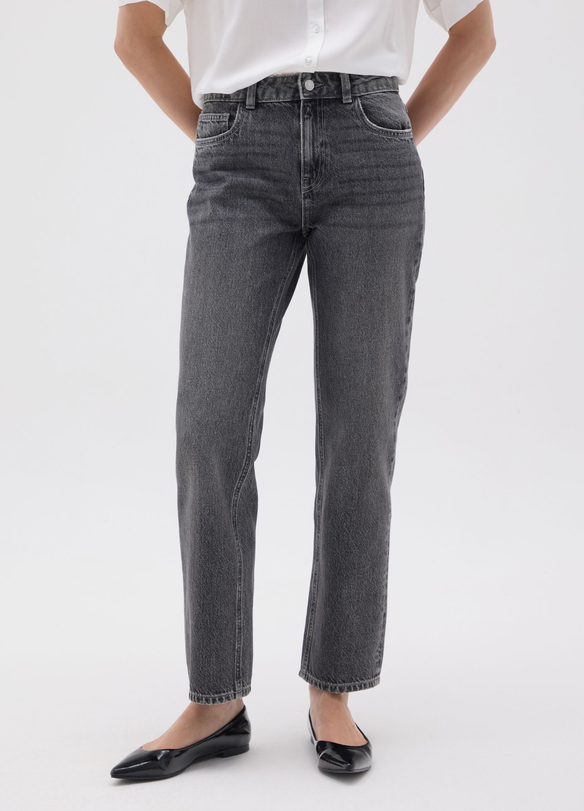 Women's grey regular-fit pure cotton jeans