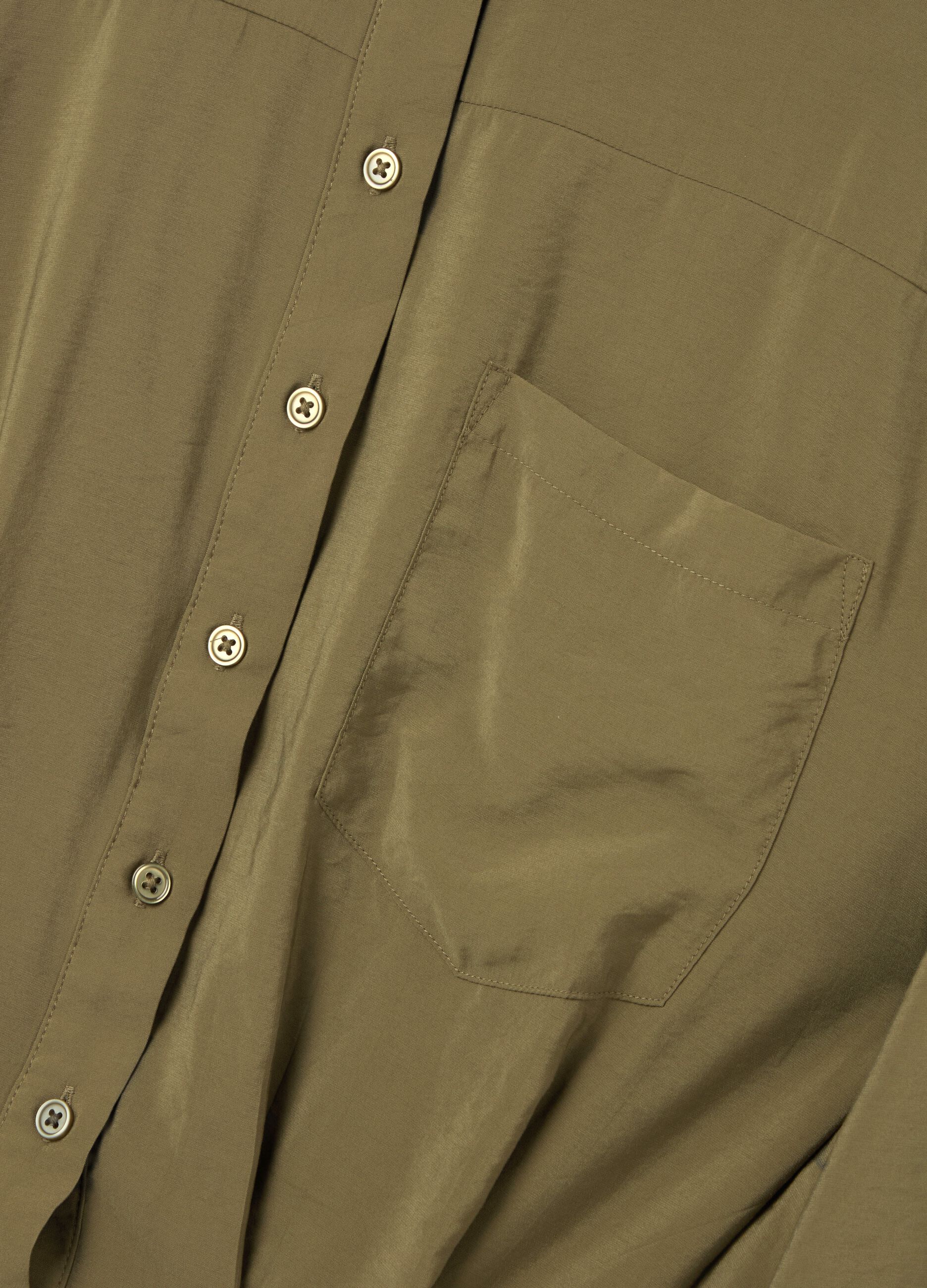 Shirt with darts
