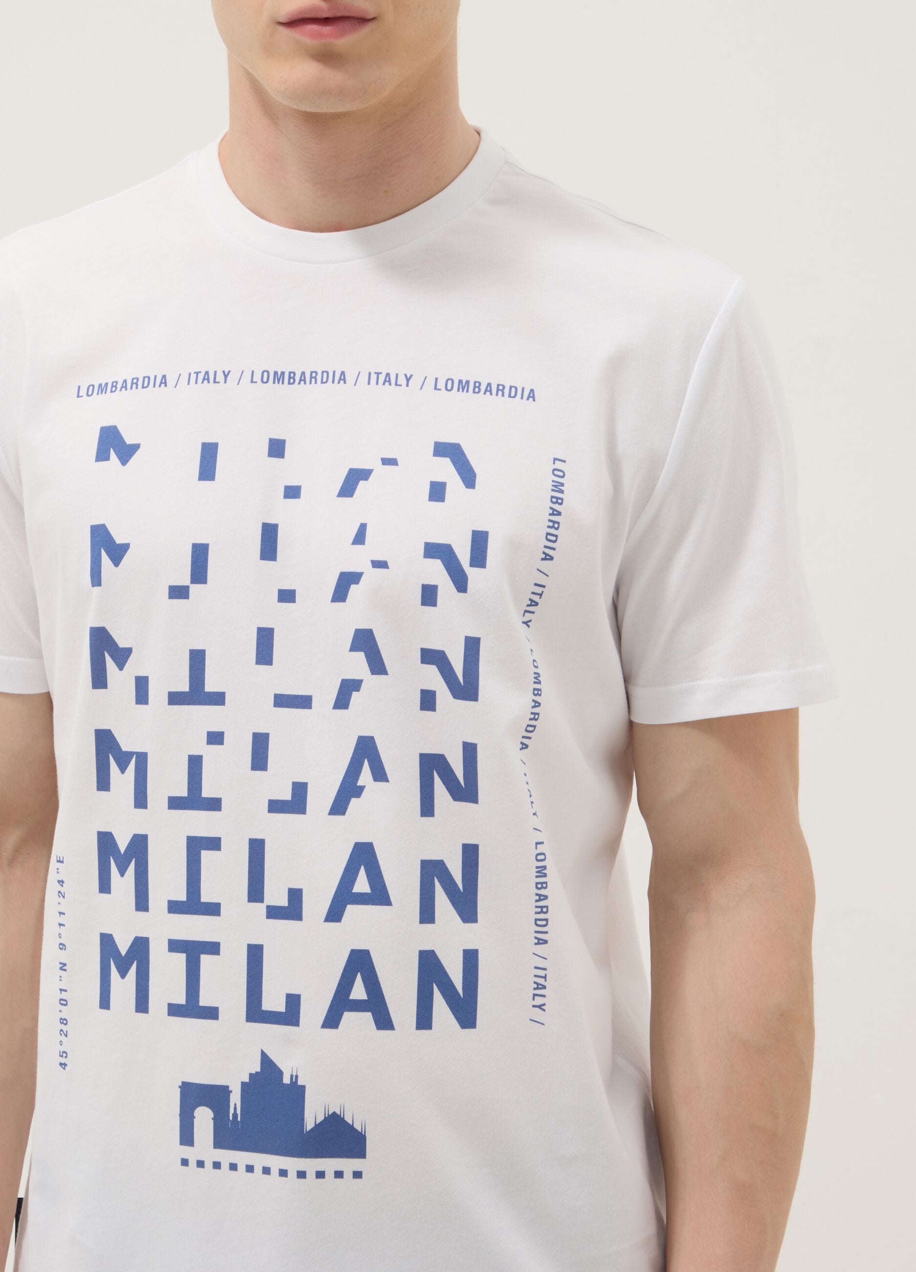 White pure cotton T-shirt with graphic print, regular fit