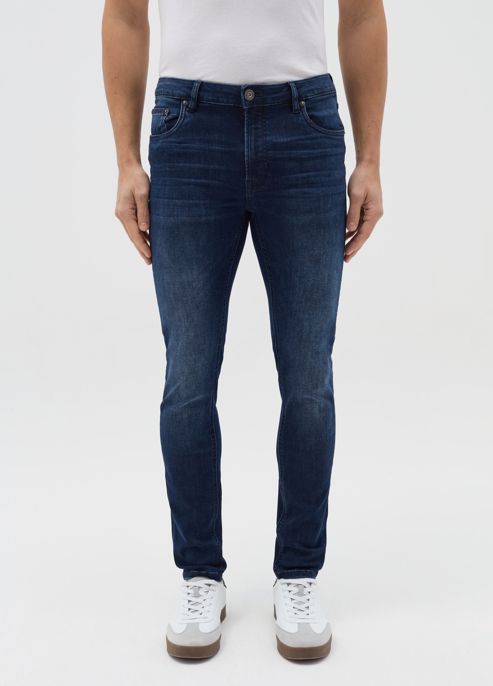 Super-skinny-fit jeans with fading