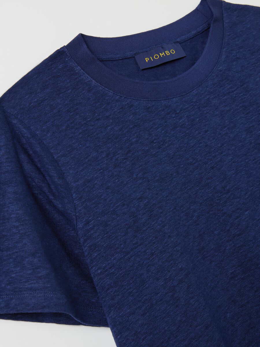 Linen T-shirt with round neck_5