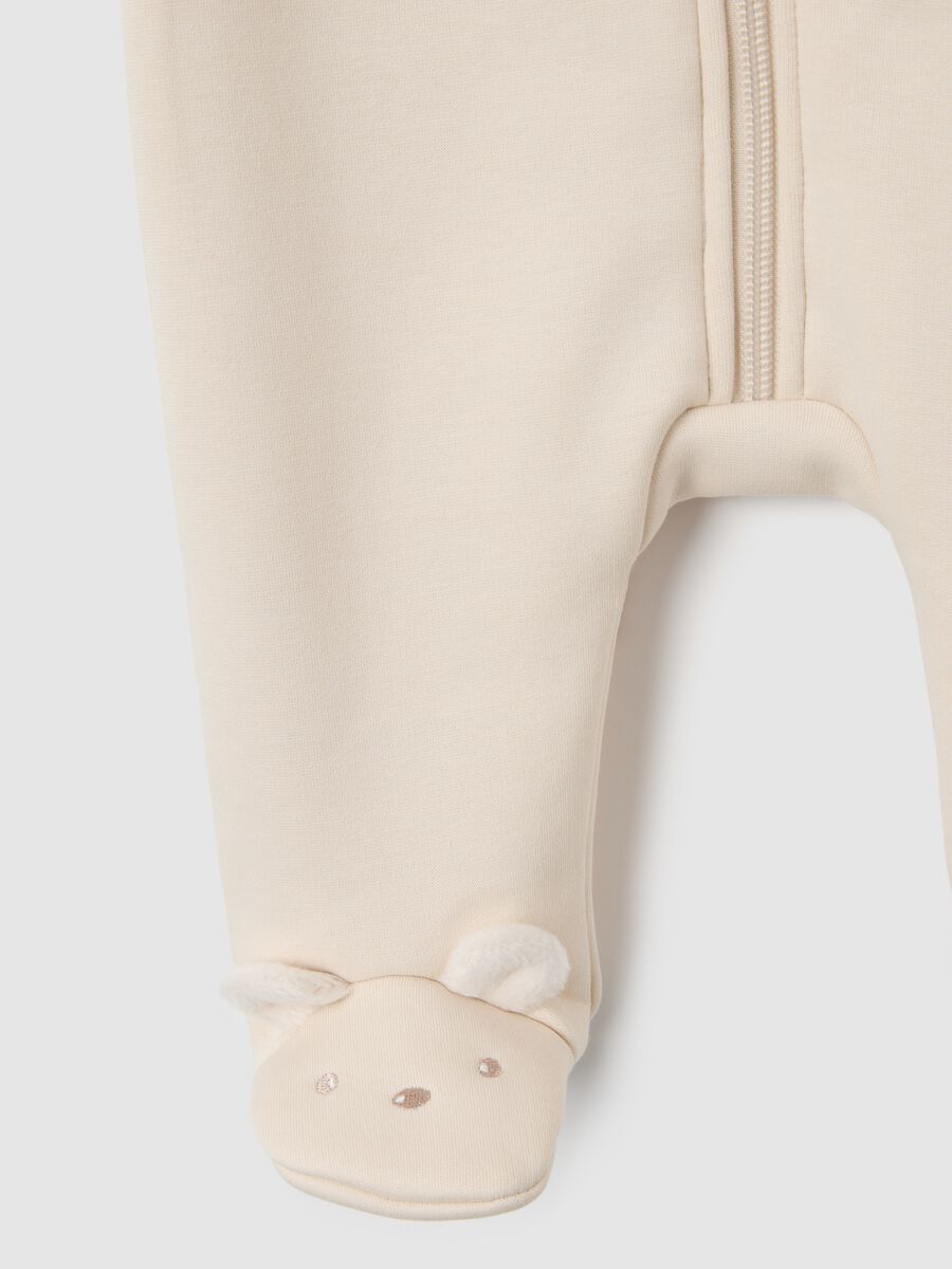 Baby beige jumpsuit with hood and zip_3
