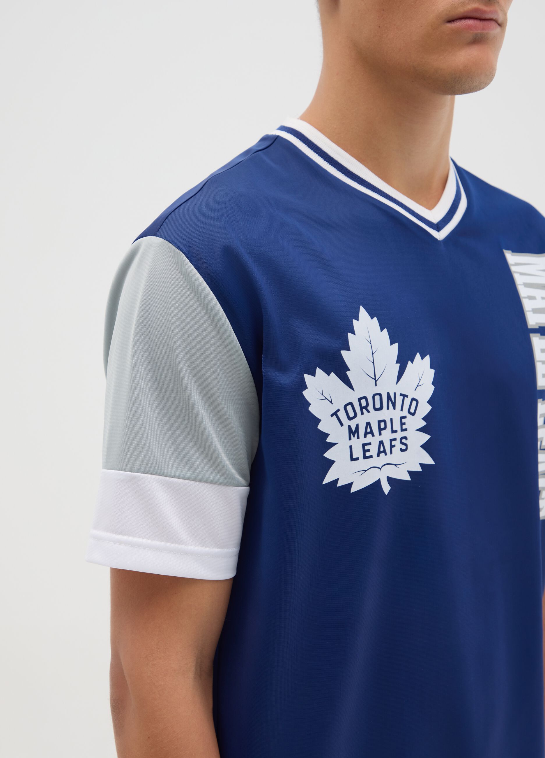 Men's Regular Fit Sports Shirt with Toronto Maple Leafs Logo
