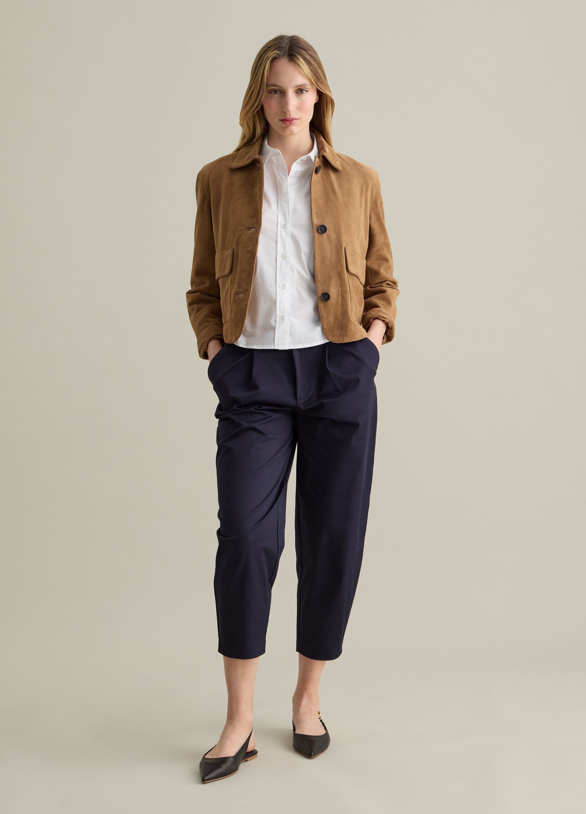 Giacca corta da donna in vera pelle marrone regular fit