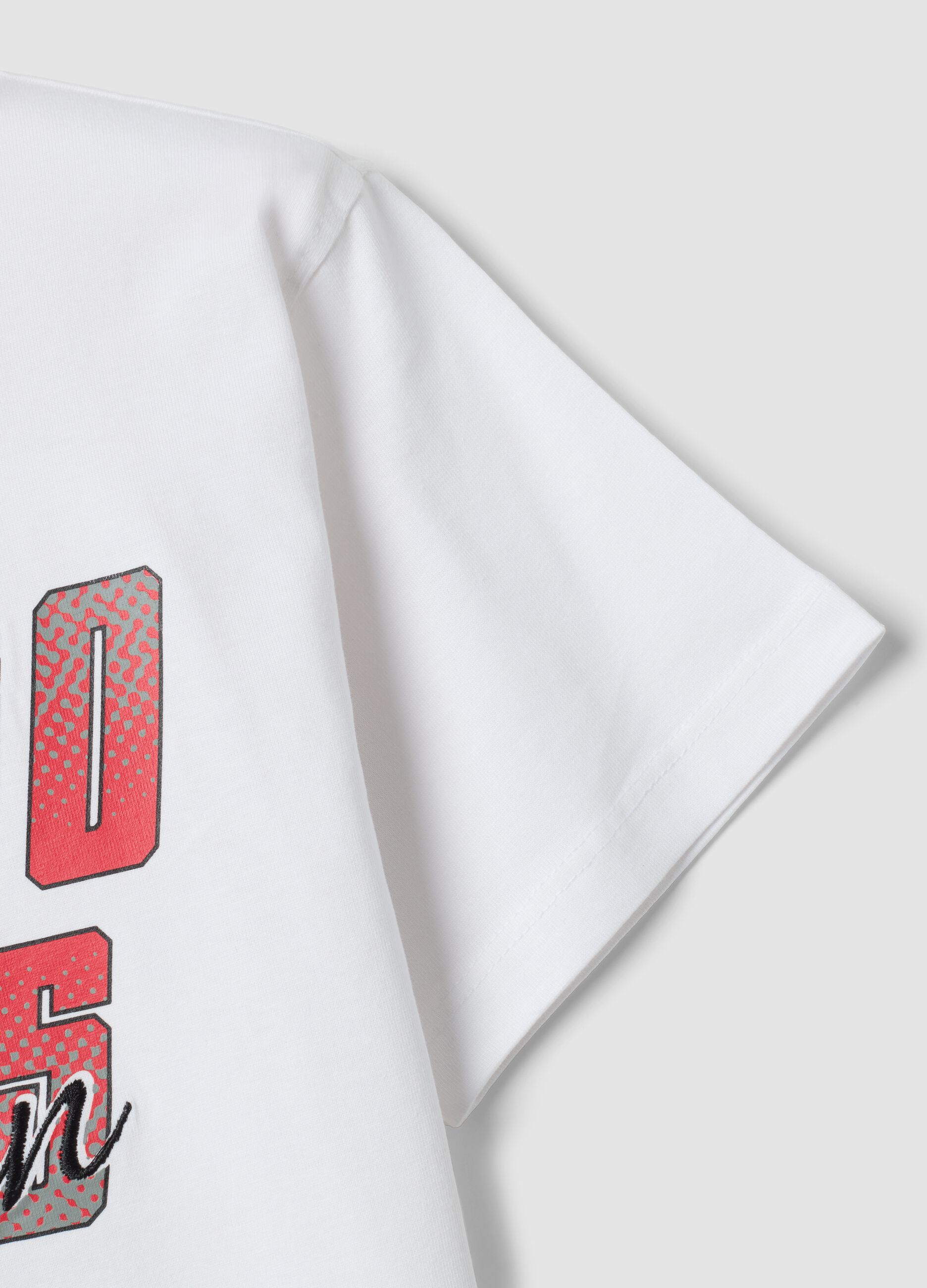 White short-sleeve pure cotton T-shirt with print