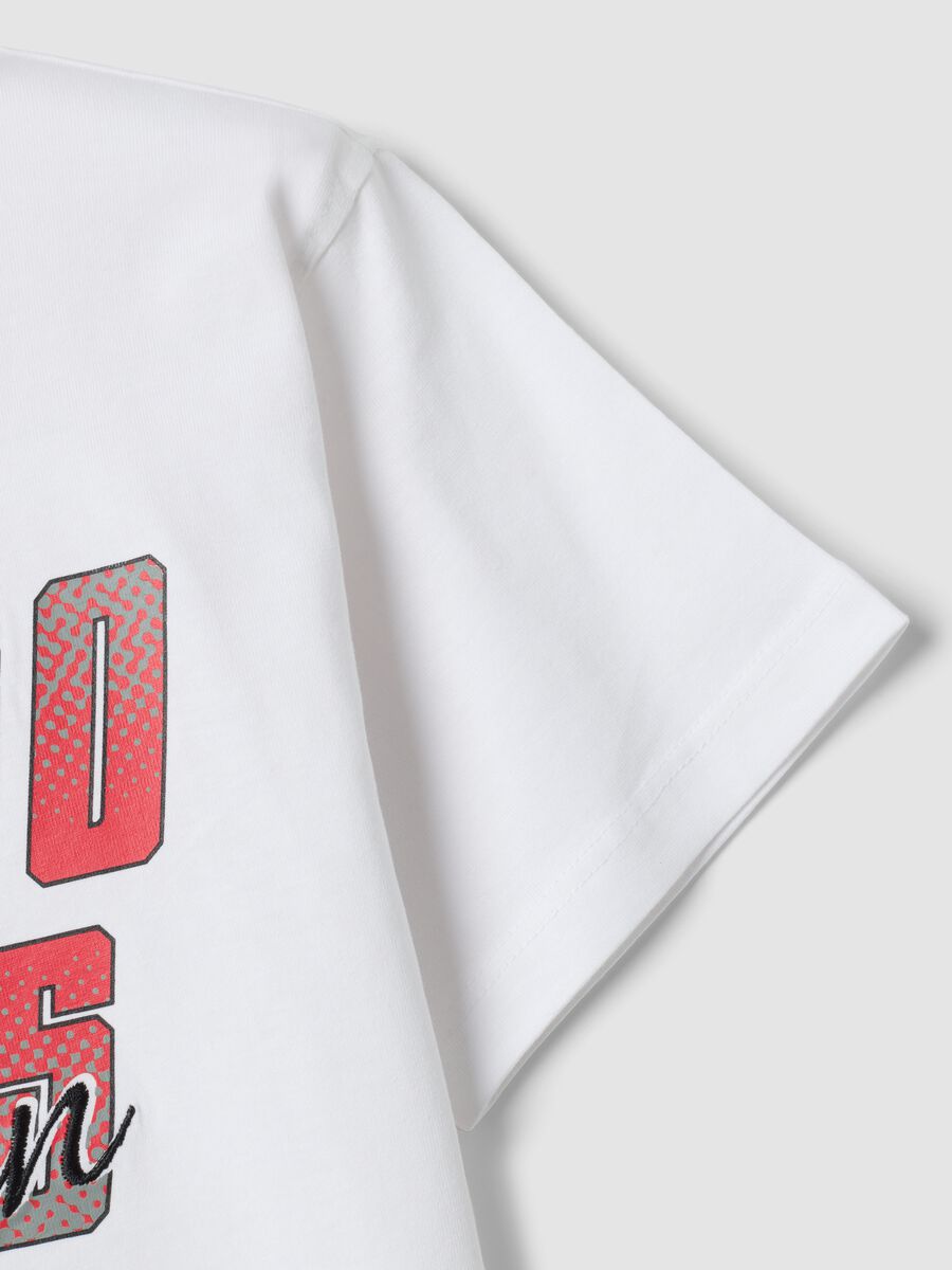 White short-sleeve pure cotton T-shirt with print_3