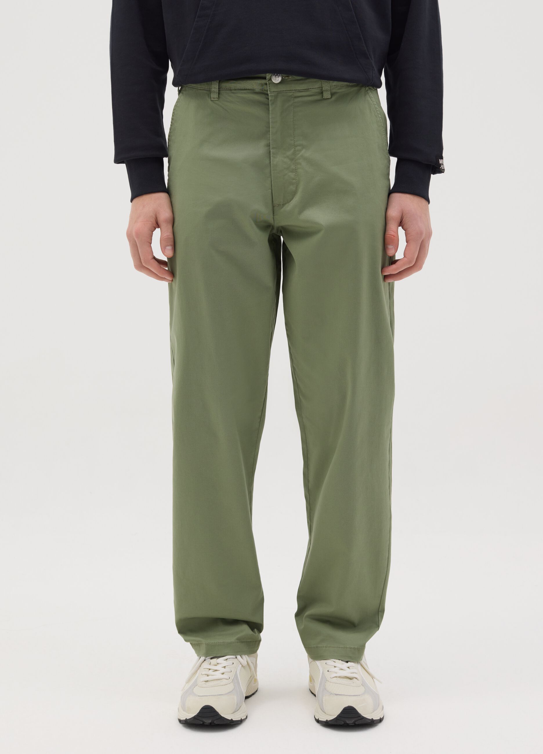 Pantalone chino in cotone stretch verde