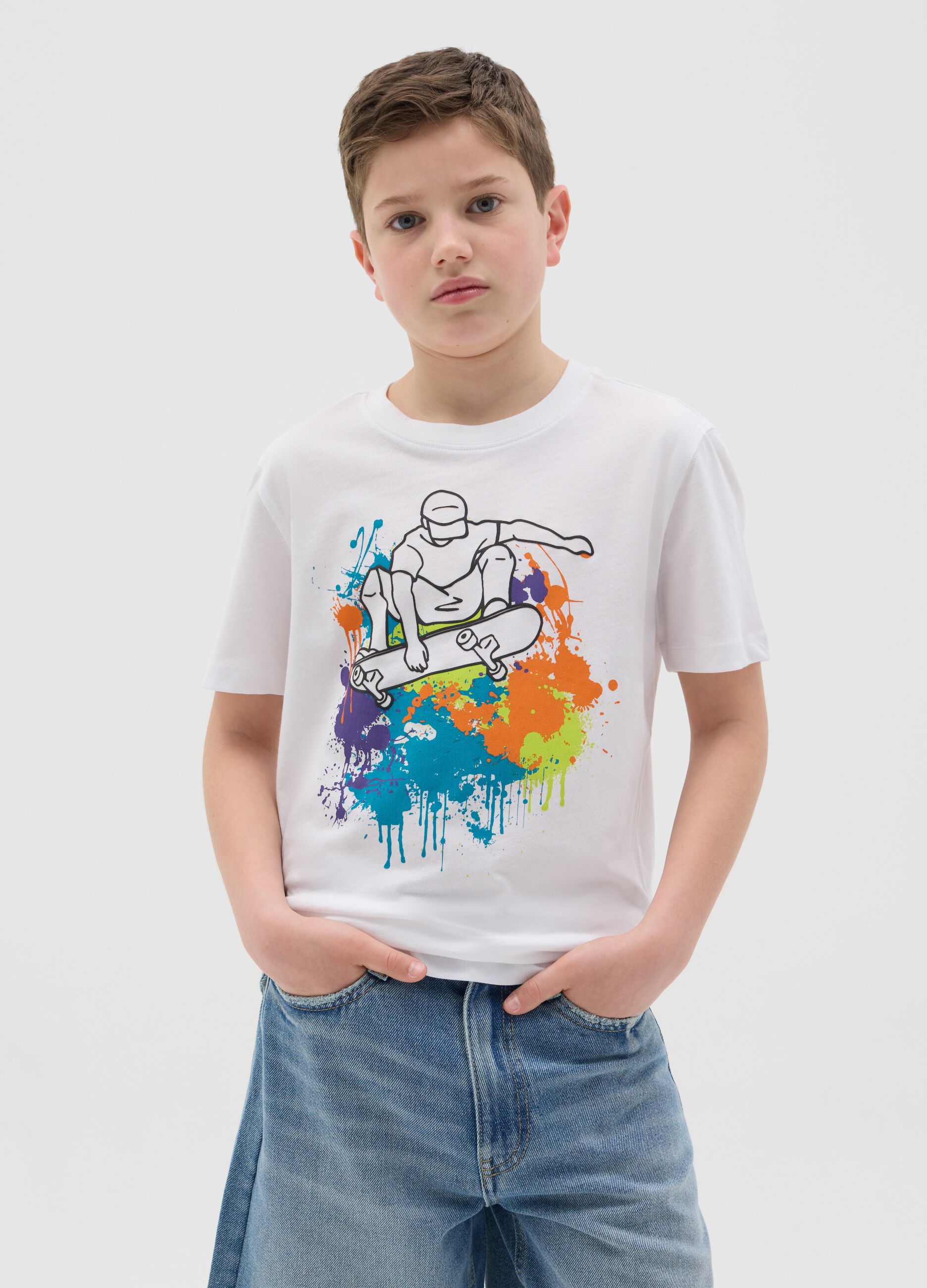 Cotton T-shirt with skater boy print