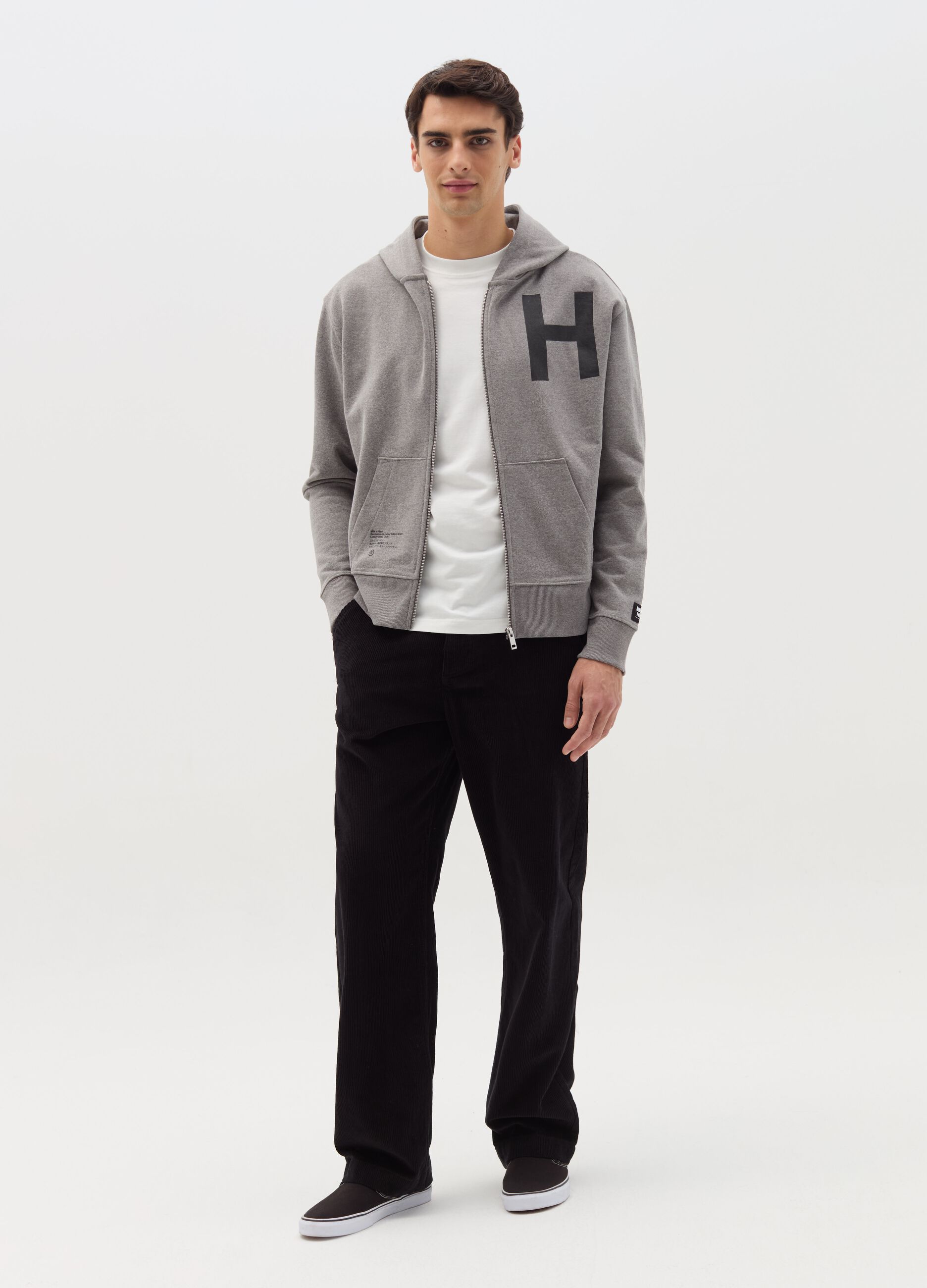 Full-zip sweatshirt with hood and print