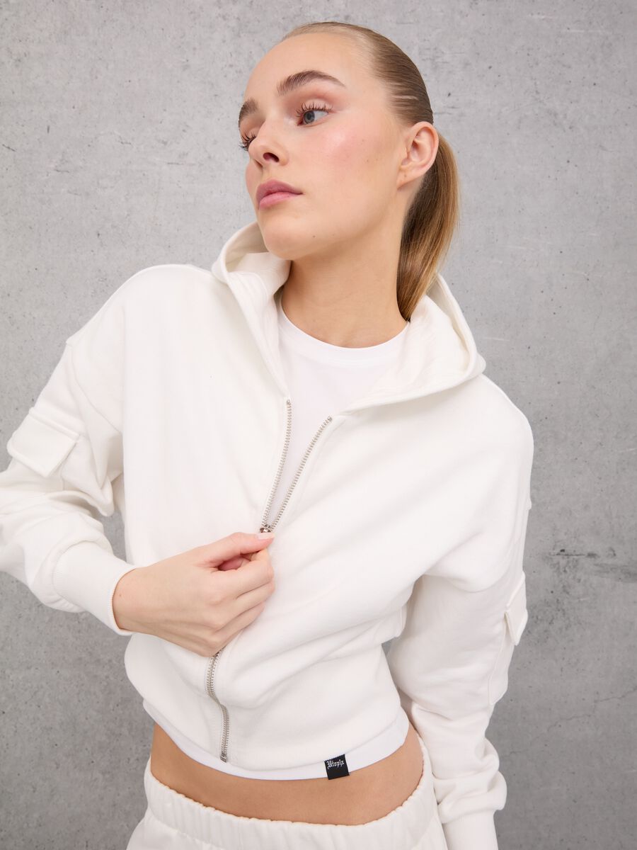 Crop Cargo Zip Hoodie White_5