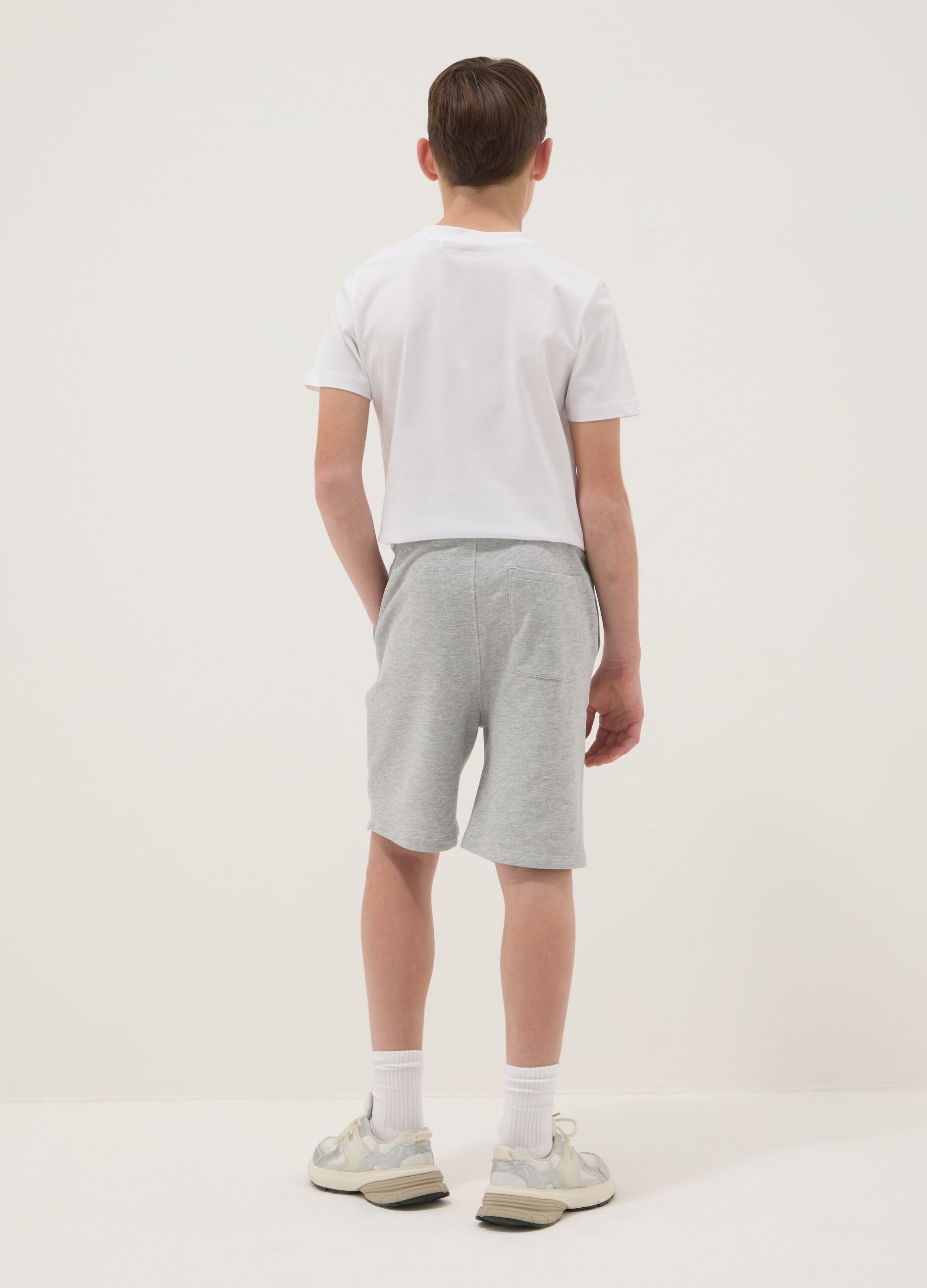 Boys' grey 100% cotton relaxed-fit shorts
