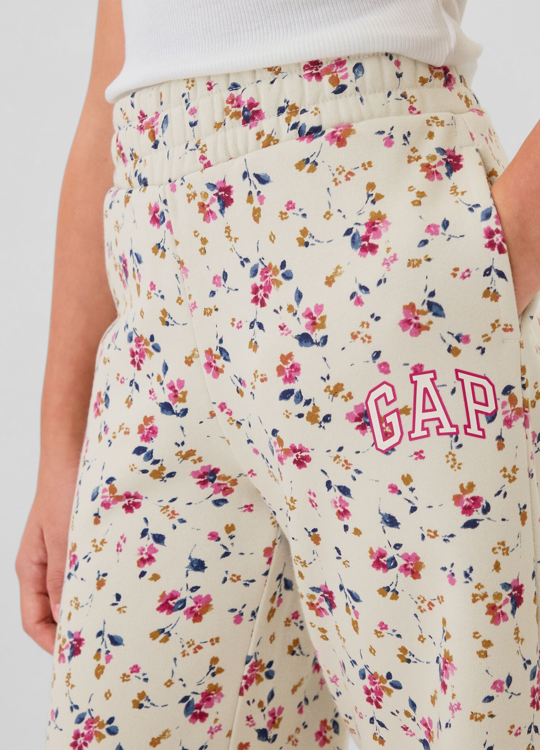 Wide-leg joggers with logo embroidery