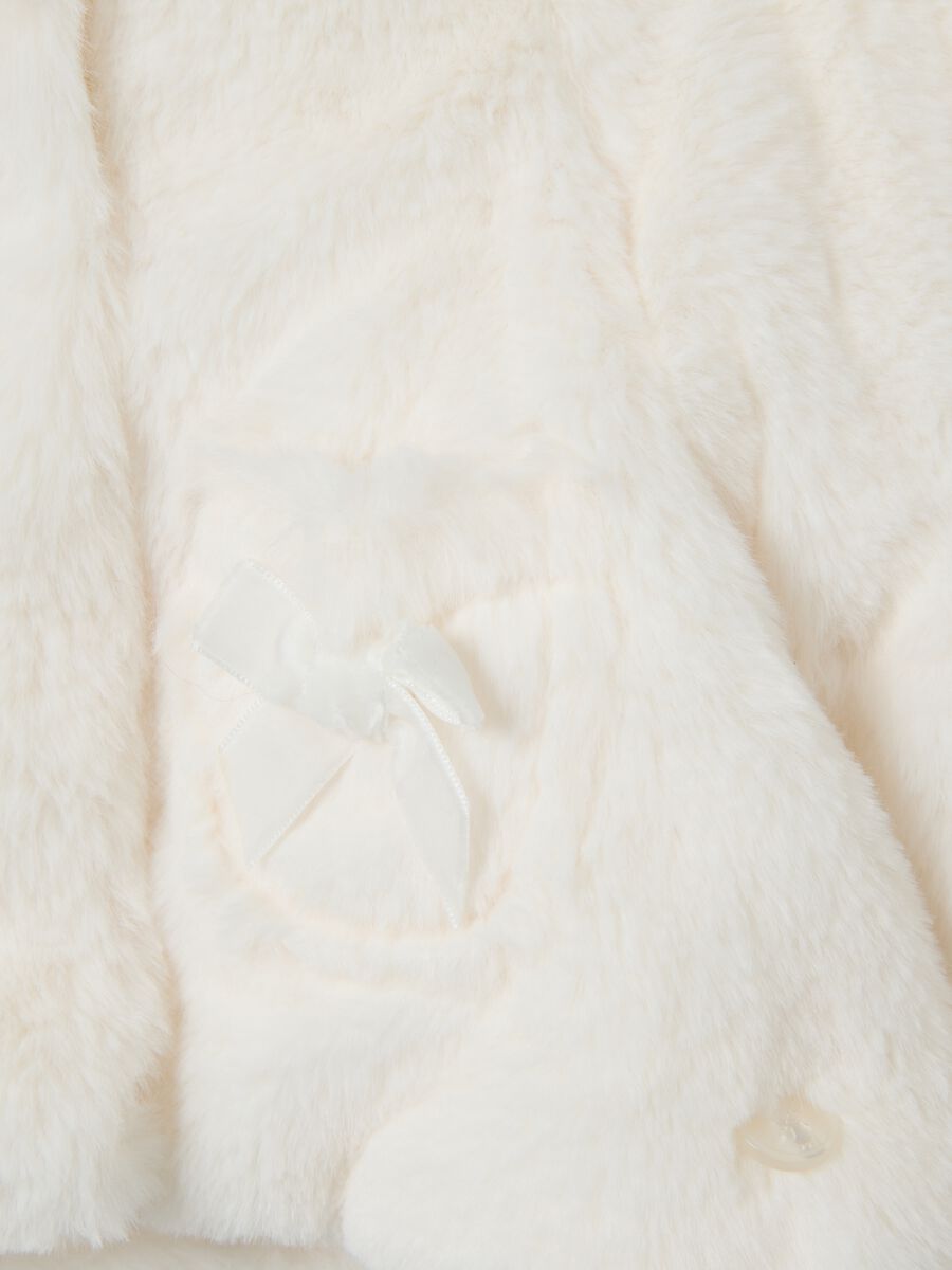 Giacca bianca con cappuccio da neonata regular fit_2