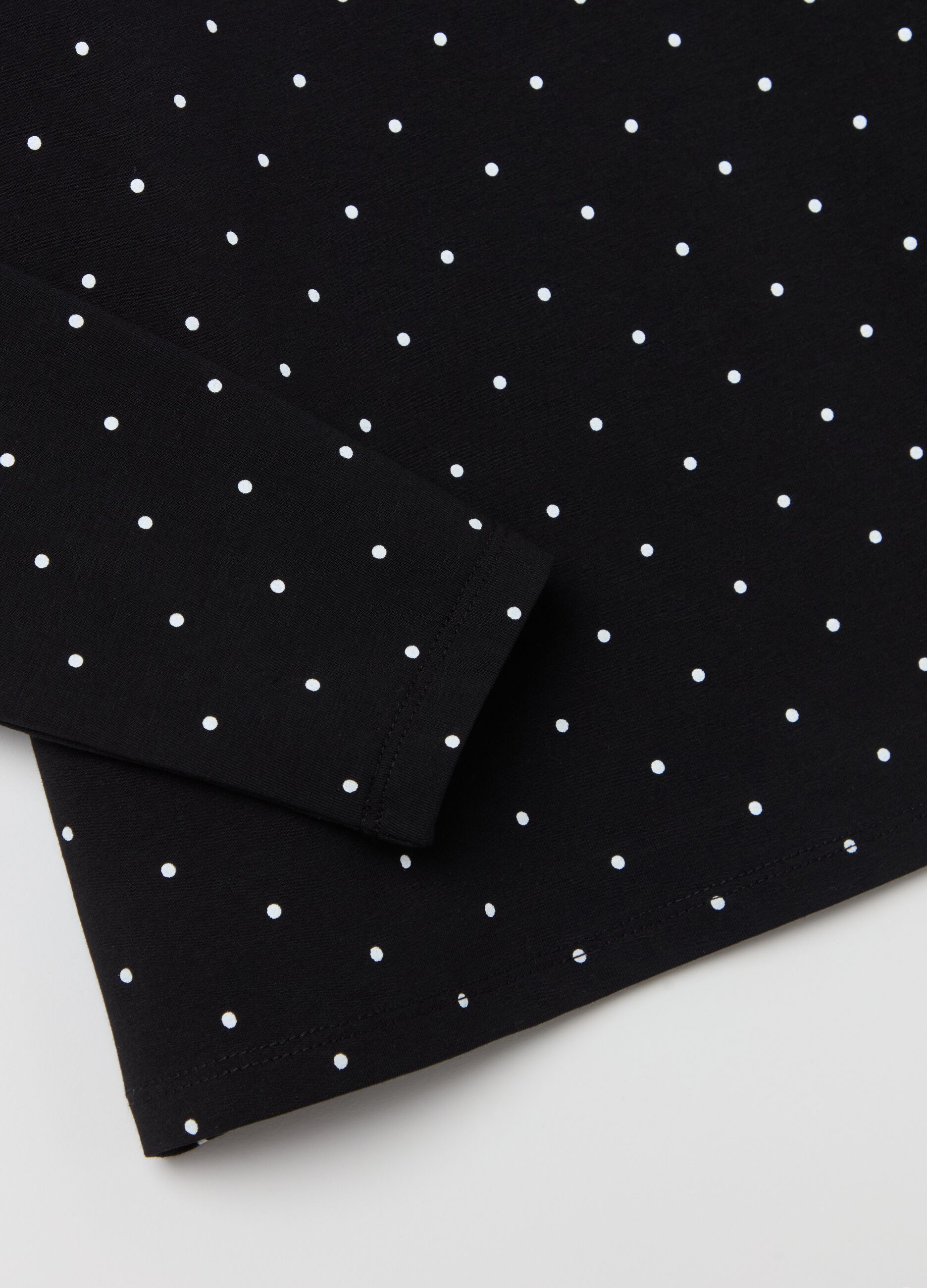 T-shirt maniche lunghe con scollo a barchetta