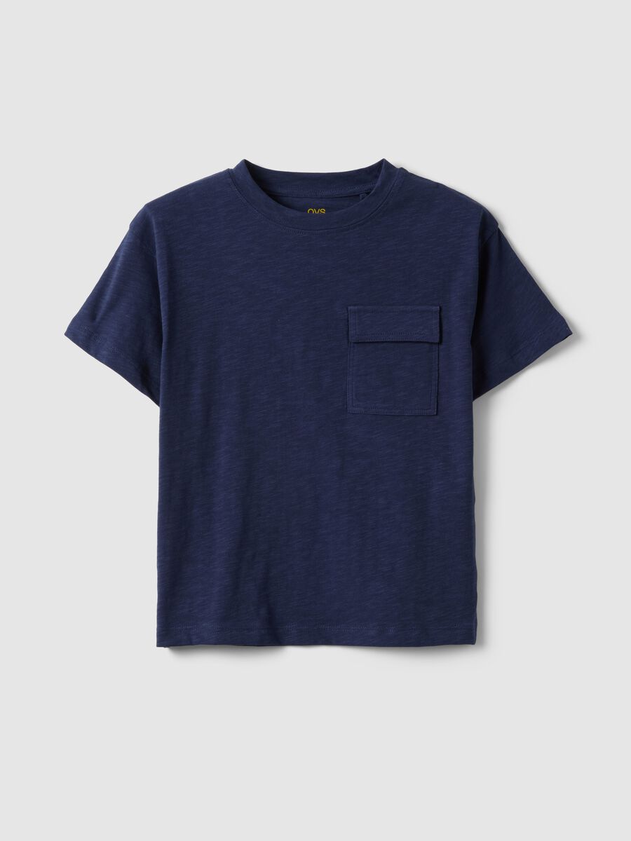 T-shirt in puro cotone blu da bambino regular fit con tasca_0