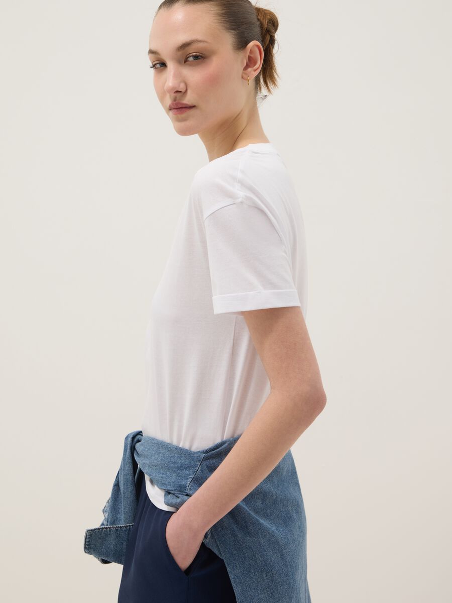 White pure cotton V-neck relaxed-fit T-shirt_0