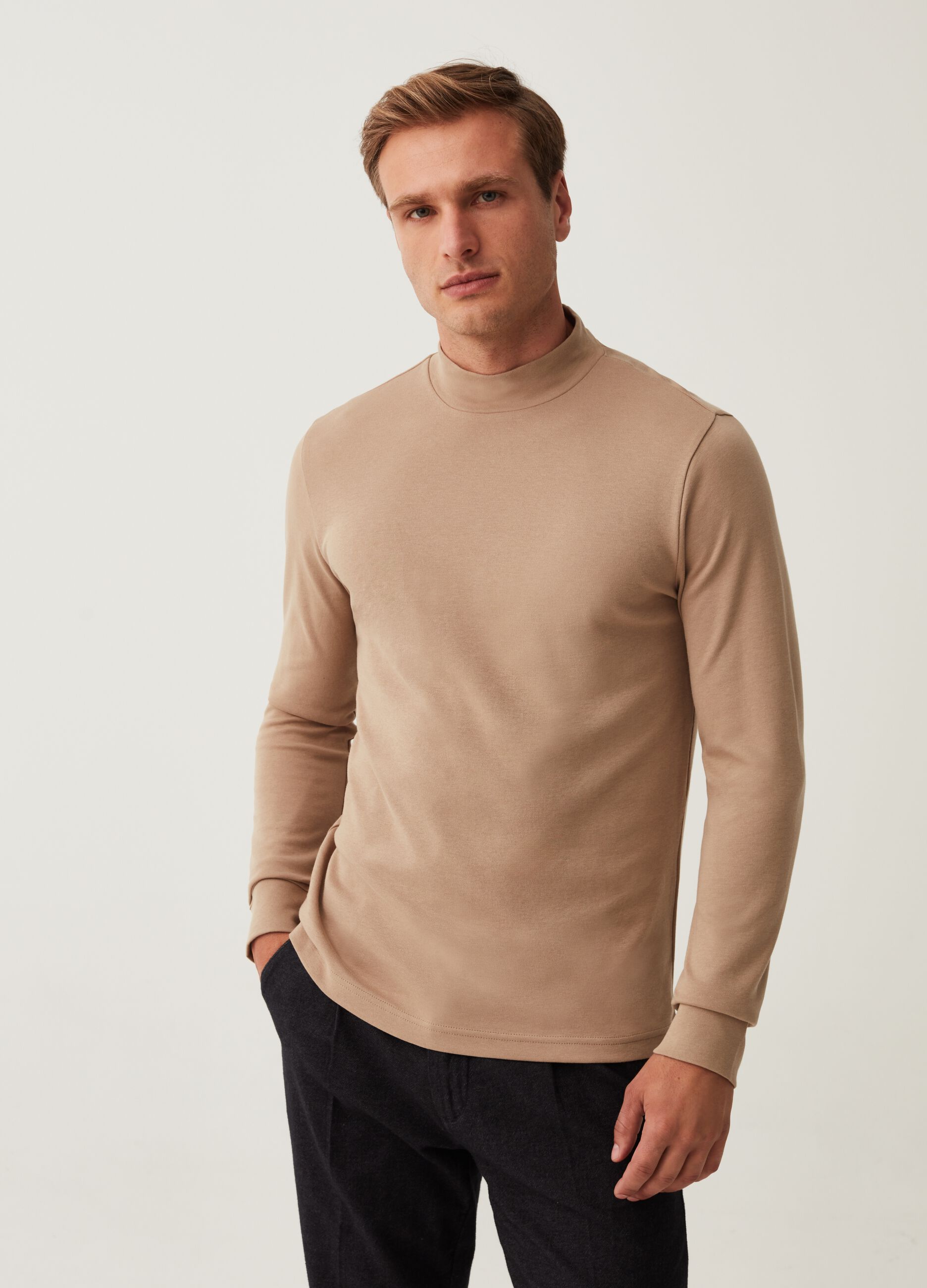 T-shirt a maniche lunghe mock neck_0