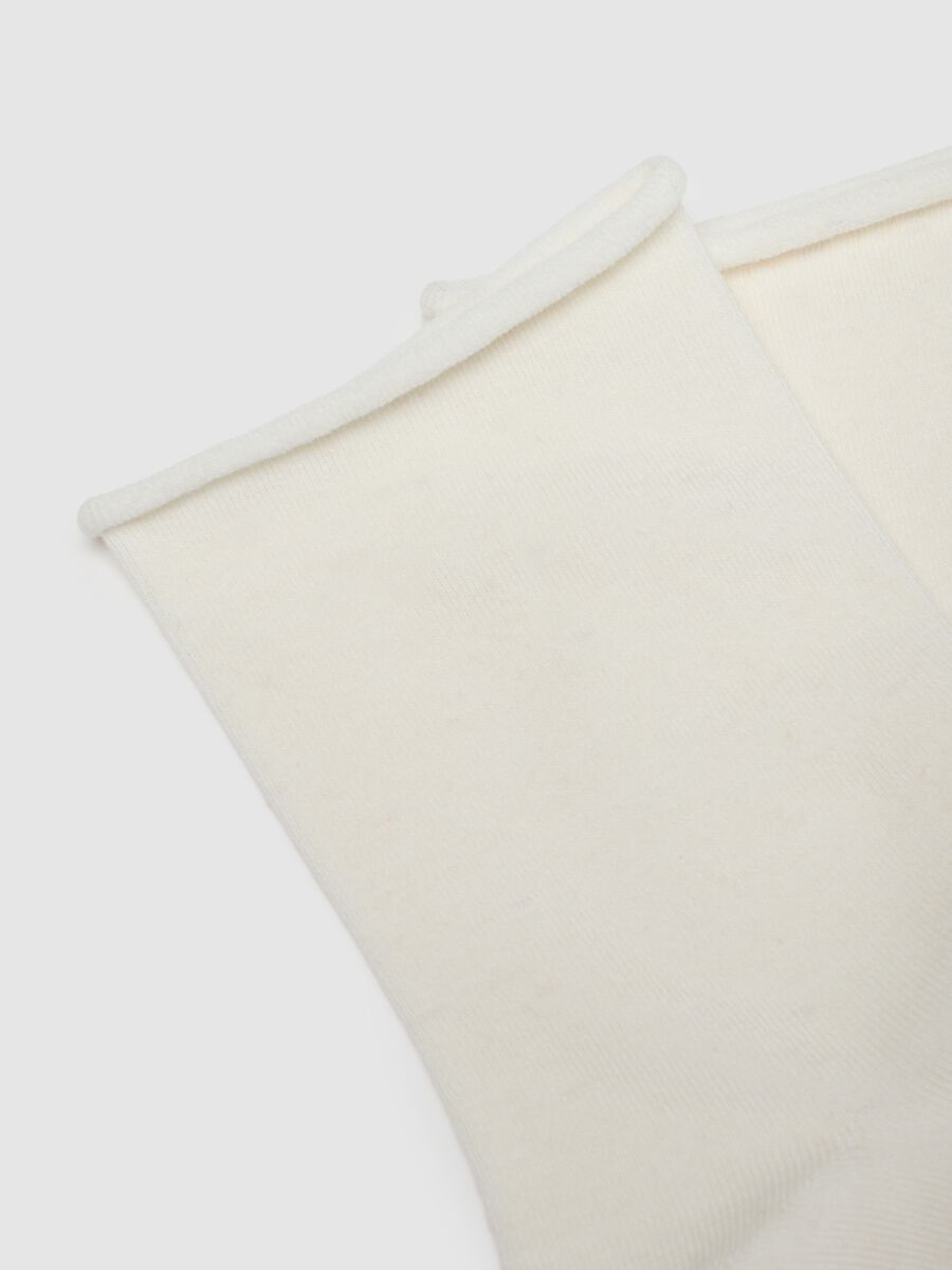 Short White Stretch Socks_2