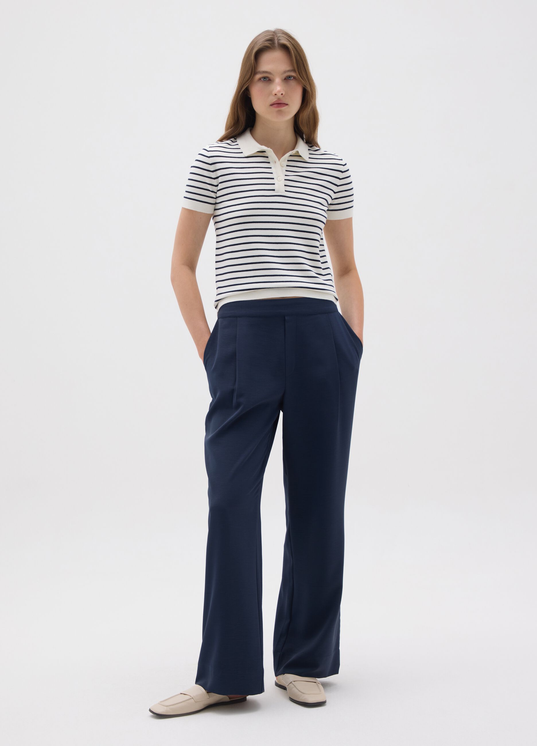 Women's blue trousers with regular fit