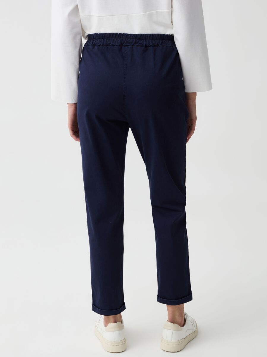 Cigarette trousers with darts and turn-ups_2