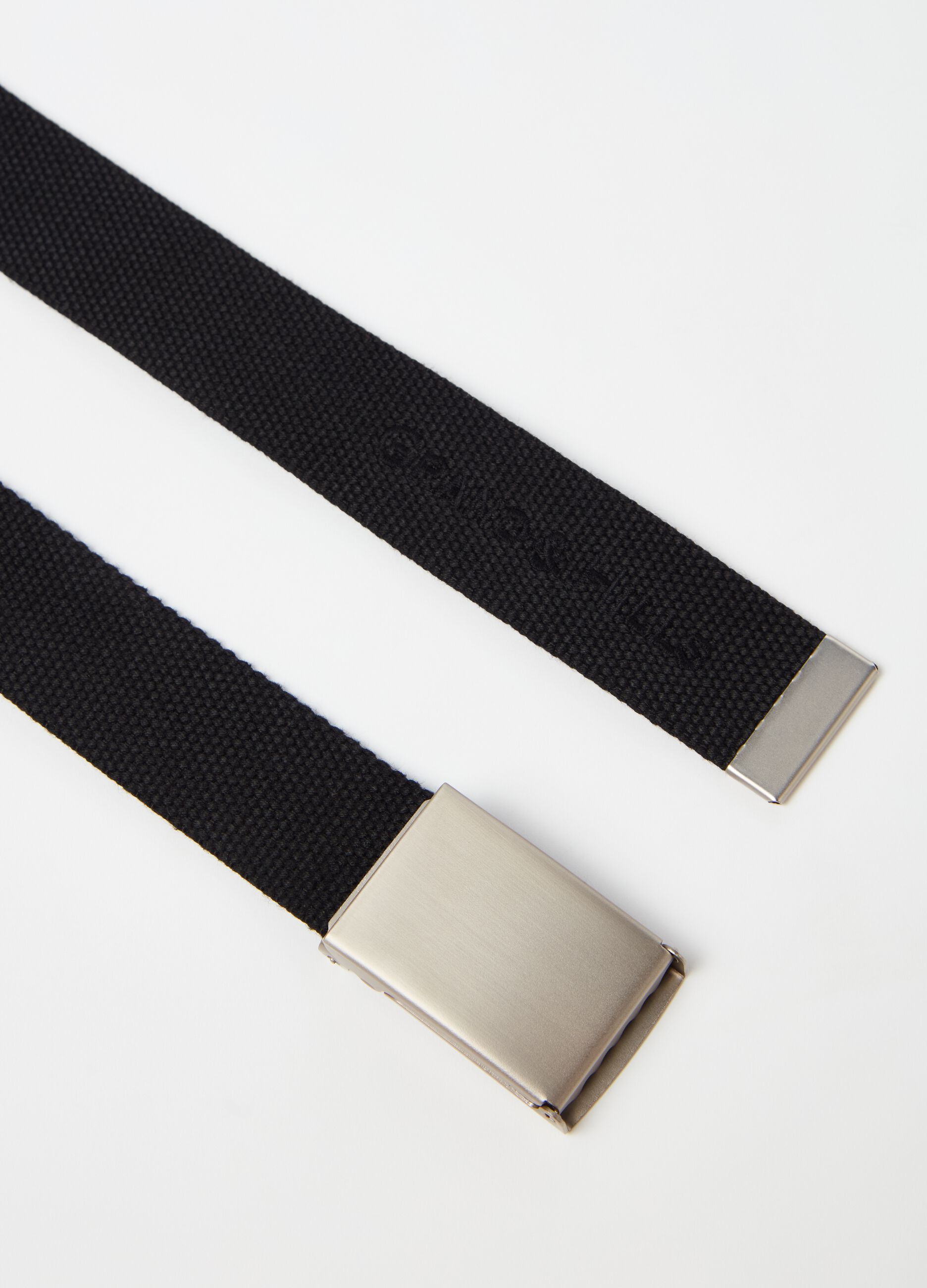 Canvas belt with sliding roller buckle